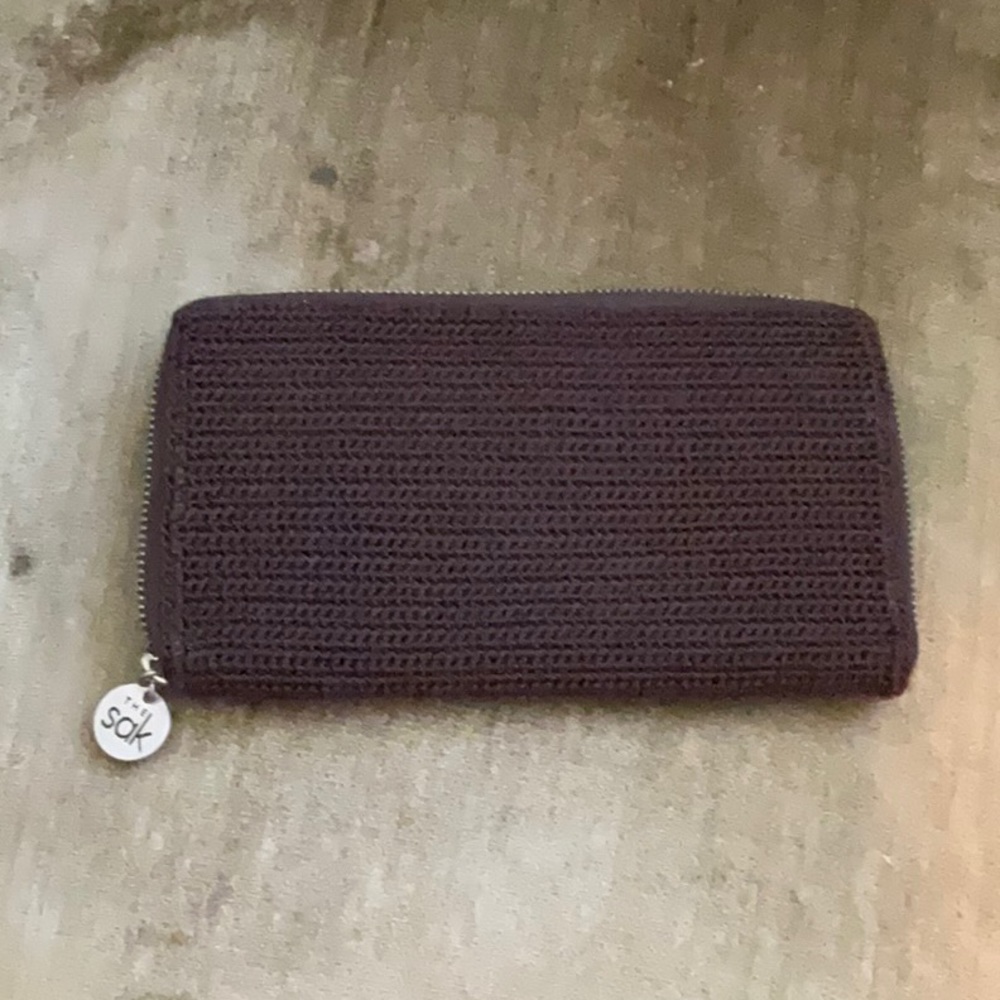 Vintage brown Sak zippered wallet.